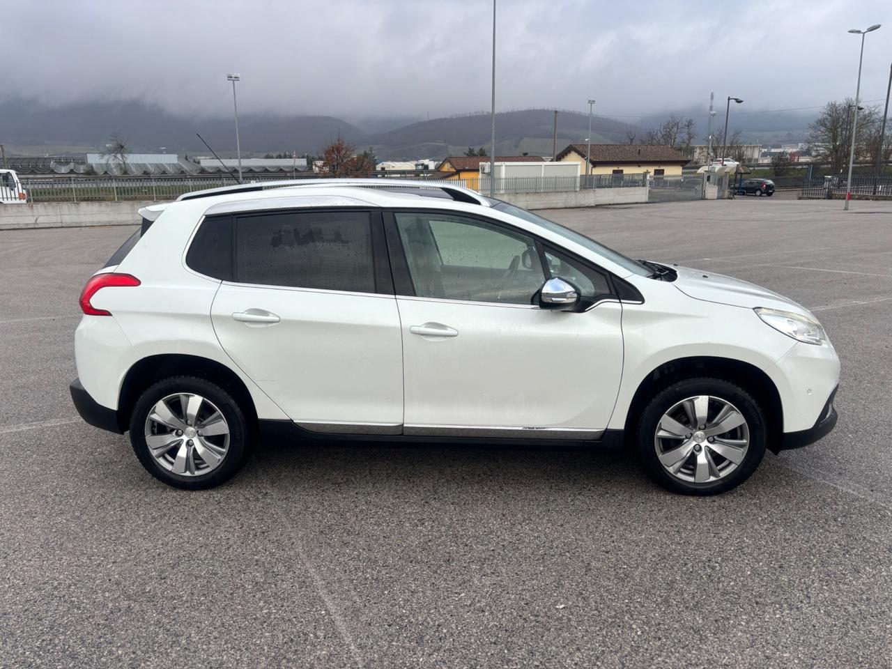 Peugeot 2008 1.6 e-HDi 92 CV Stop&Start ETG6 Allure