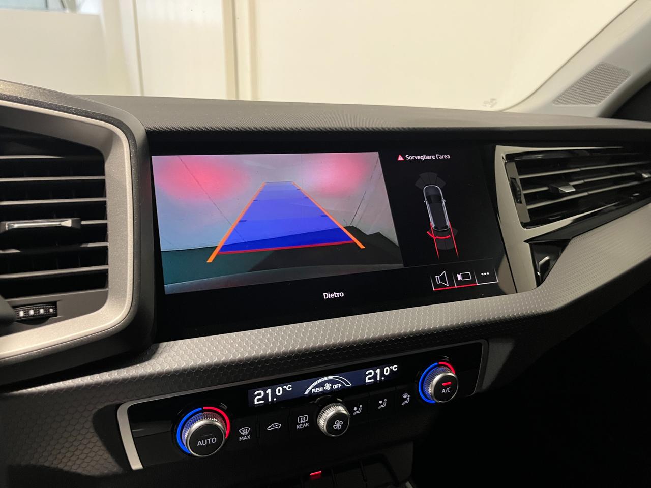 AUDI A1 SPORTBACK 30 TFSI S-TRONIC S-LINE EDITION