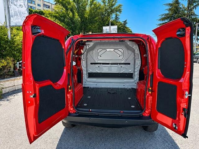 Fiat Fiorino 2ª serie Fiorino 1.3 MJT 95CV ​​Furgone Adventure E5+ 2015