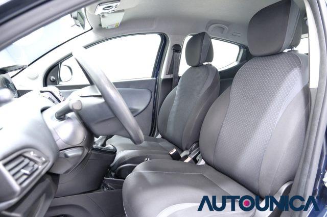 LANCIA Ypsilon 1.2 69 CV 5 PORTE SILVER NEOPATENTATI