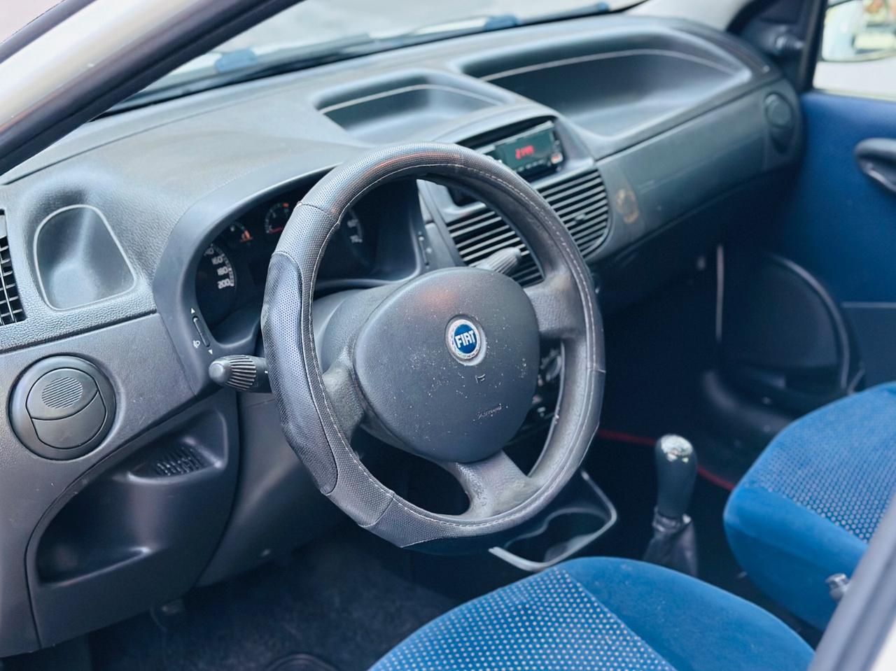 Fiat Punto 1.3 Multijet 5 porte neopatentati ok