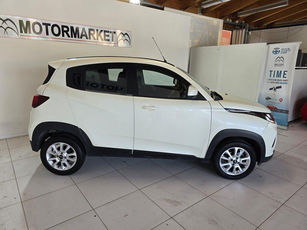 Mahindra KUV100 1.2 K6+ FWD