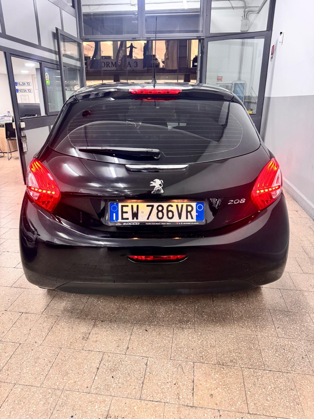 Peugeot 208 1.2 82 Cv 5P. Allure 94.000 Km - 2015