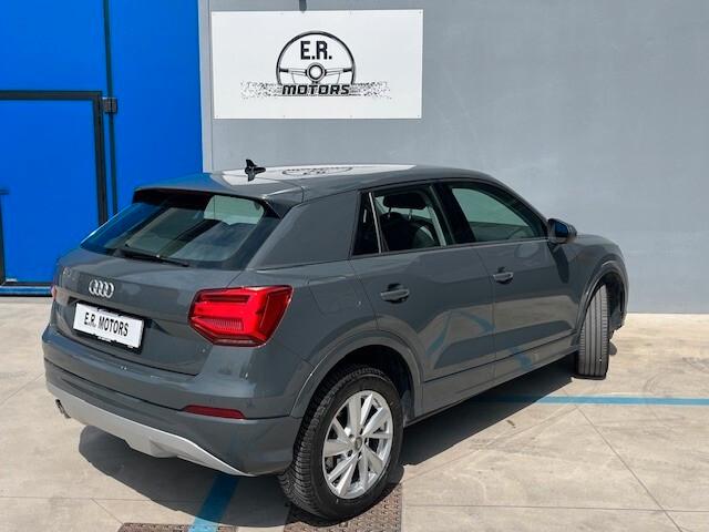 Audi Q2 35 TFSI S tronic Business Design