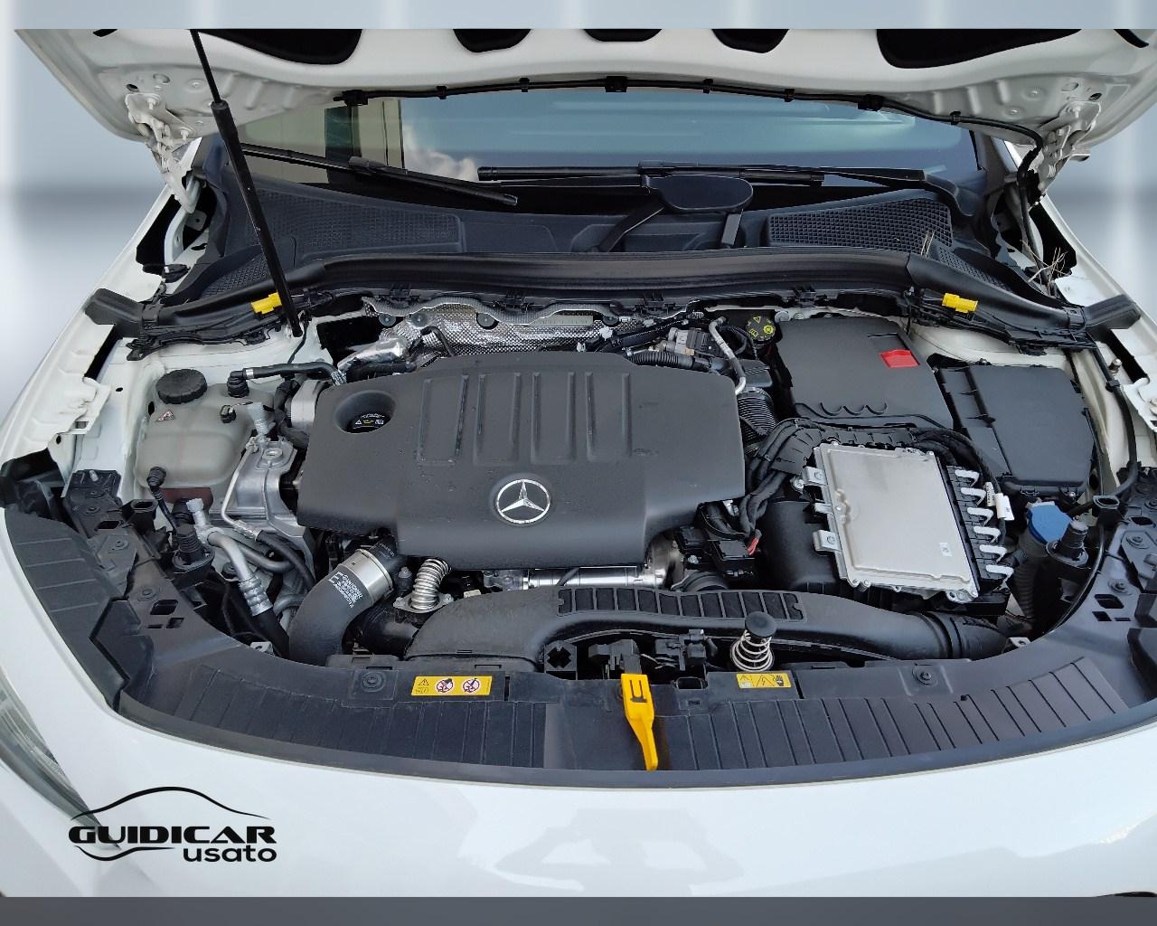 Mercedes-Benz GLA-H247 2020 - GLA 180 d Premium auto