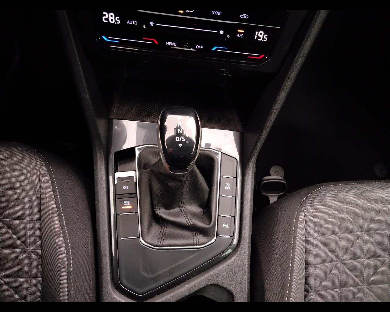 VOLKSWAGEN Tiguan II 2021 - Tiguan 2.0 tdi Life 150cv dsg