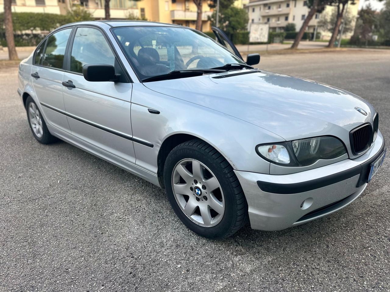 Bmw 318i (E46) benz/GPL