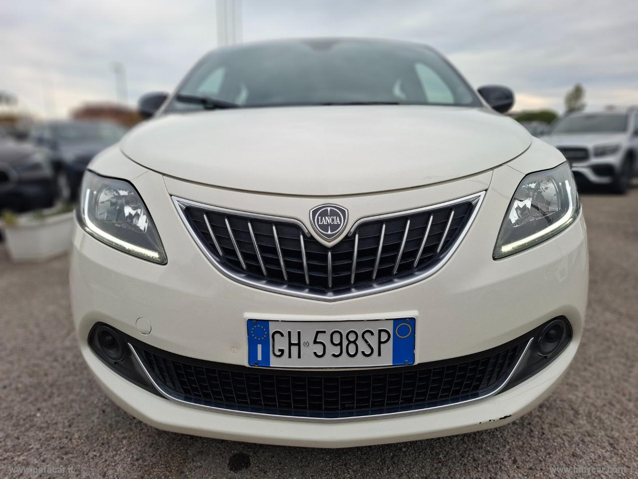 LANCIA Ypsilon 1.0 FireFly 5p.S&S Hybrid Silver