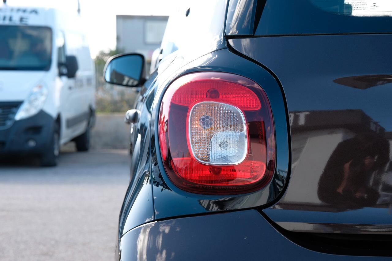 Smart ForFour 70 1.0 Passion