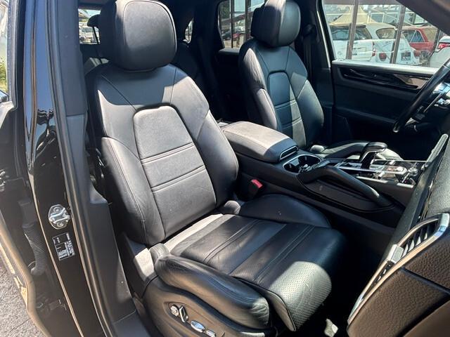 Porsche Cayenne 3.0 V6 340CV 2020
