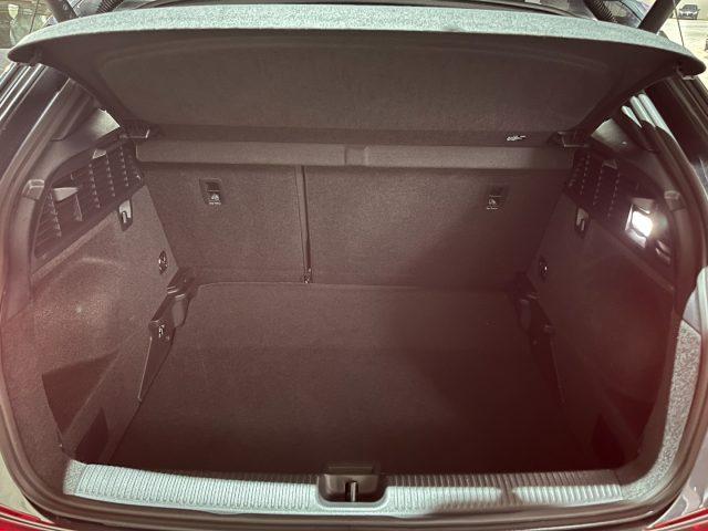 AUDI Q2 35TDI Stronic S line "19 Sline/Telec./Navi/MATRIX