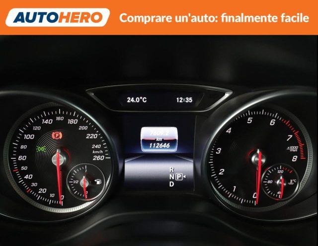 MERCEDES-BENZ GLA 180 Premium
