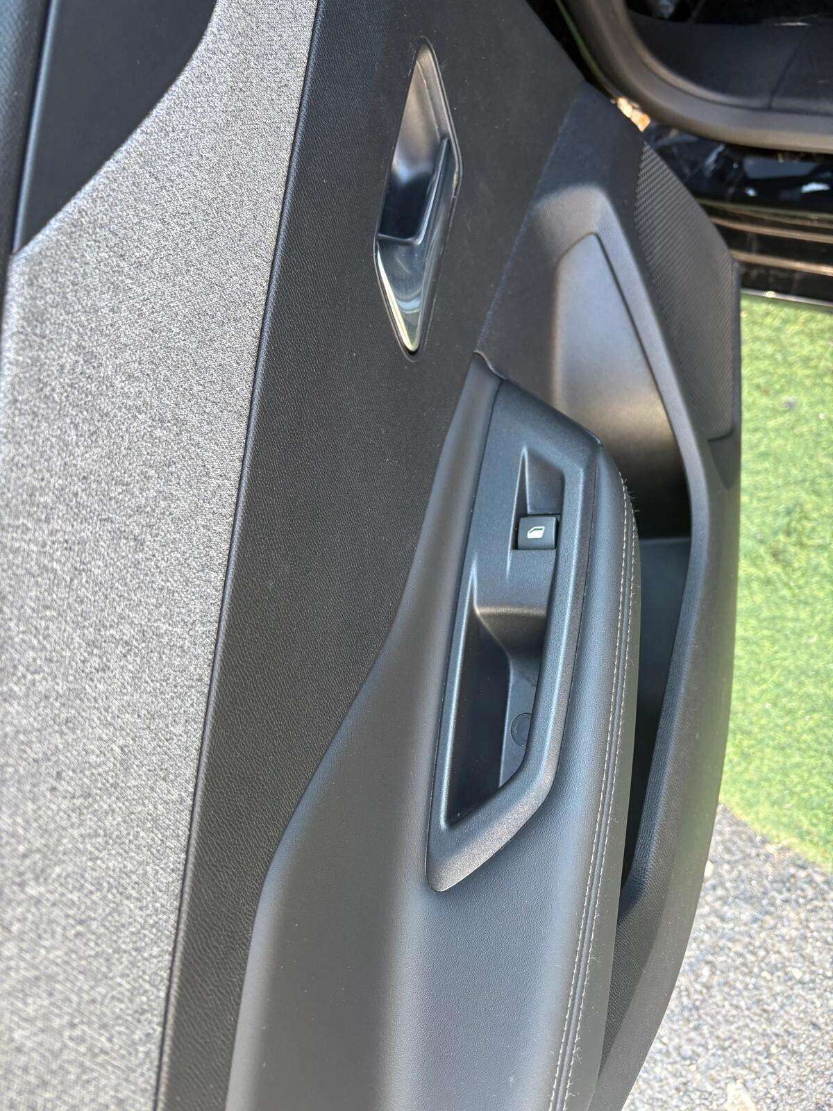 Peugeot 308 BlueHDi 130 S&S SW Allure CAMBIO AUTOMATICO