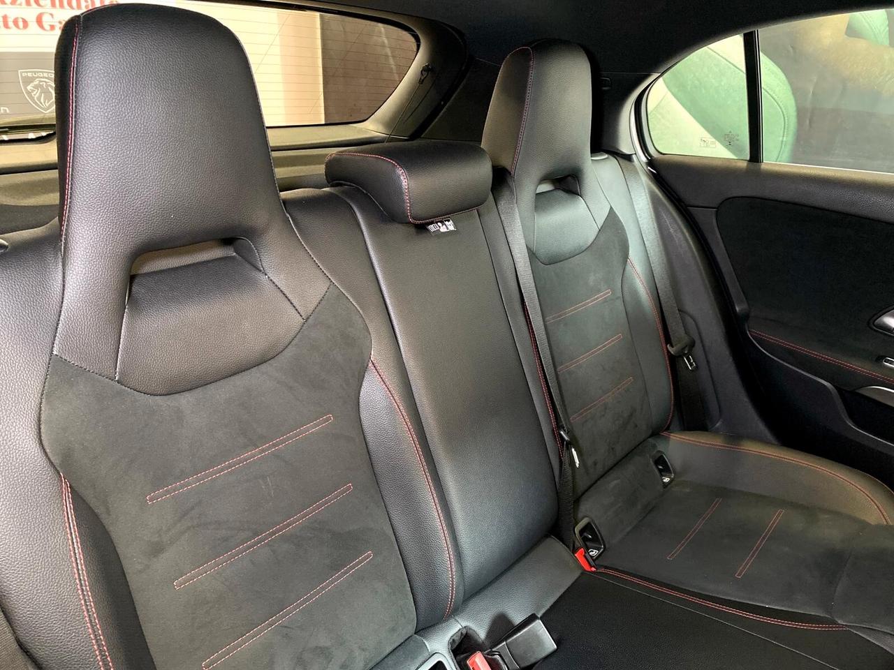 Mercedes Classe A 180d Auto Premium AMG 18" MBUX LED