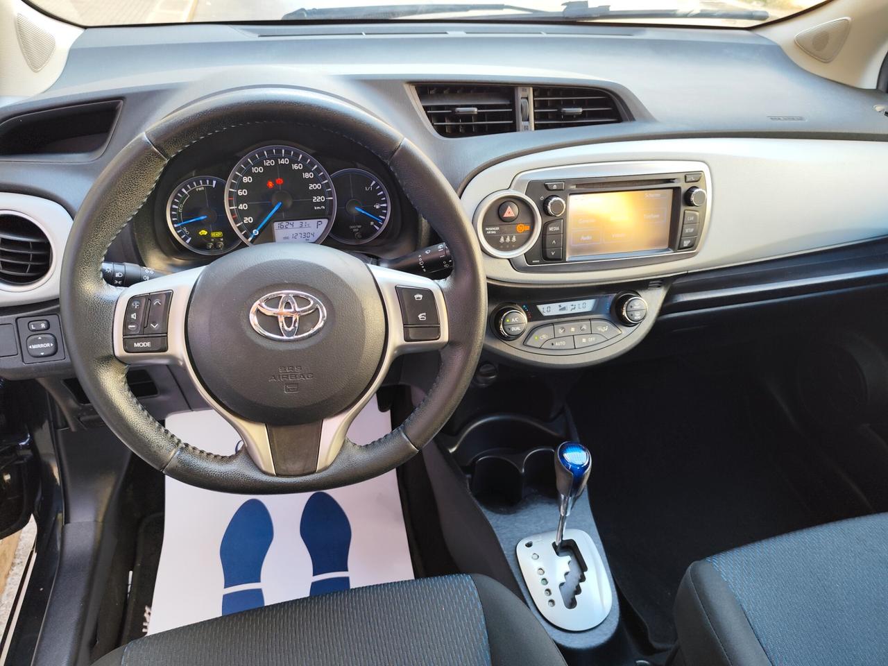Toyota Yaris 1.5 Hybrid 75CV Lounge PERFETTA