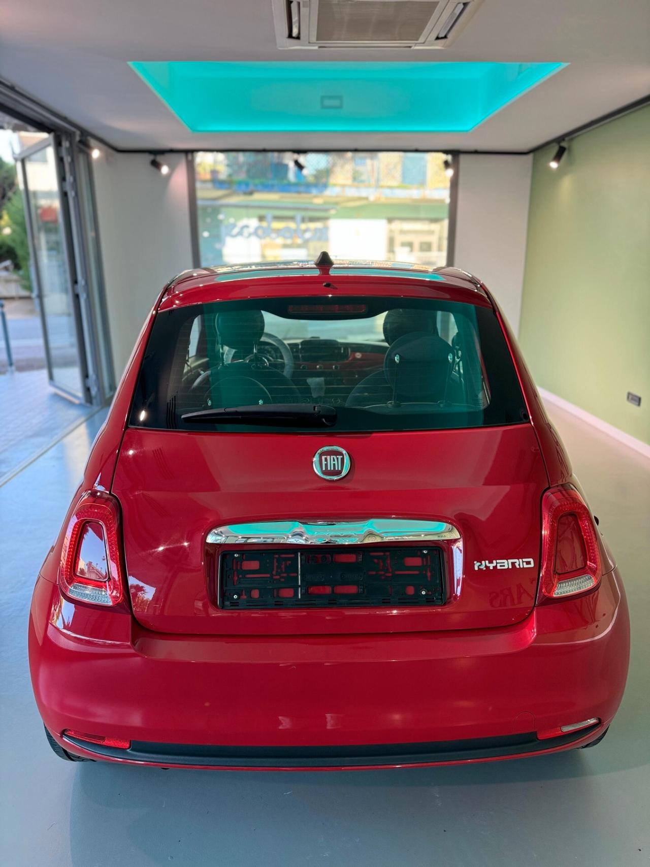 Fiat 500 1.0 Hybrid Red