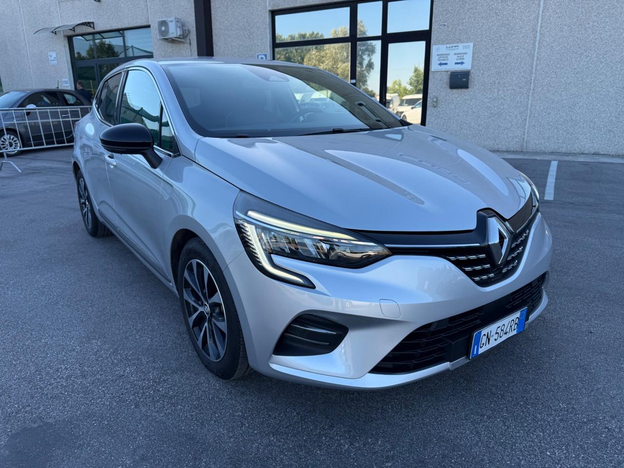 Renault Clio TCe 90 CV 5 porte Techno