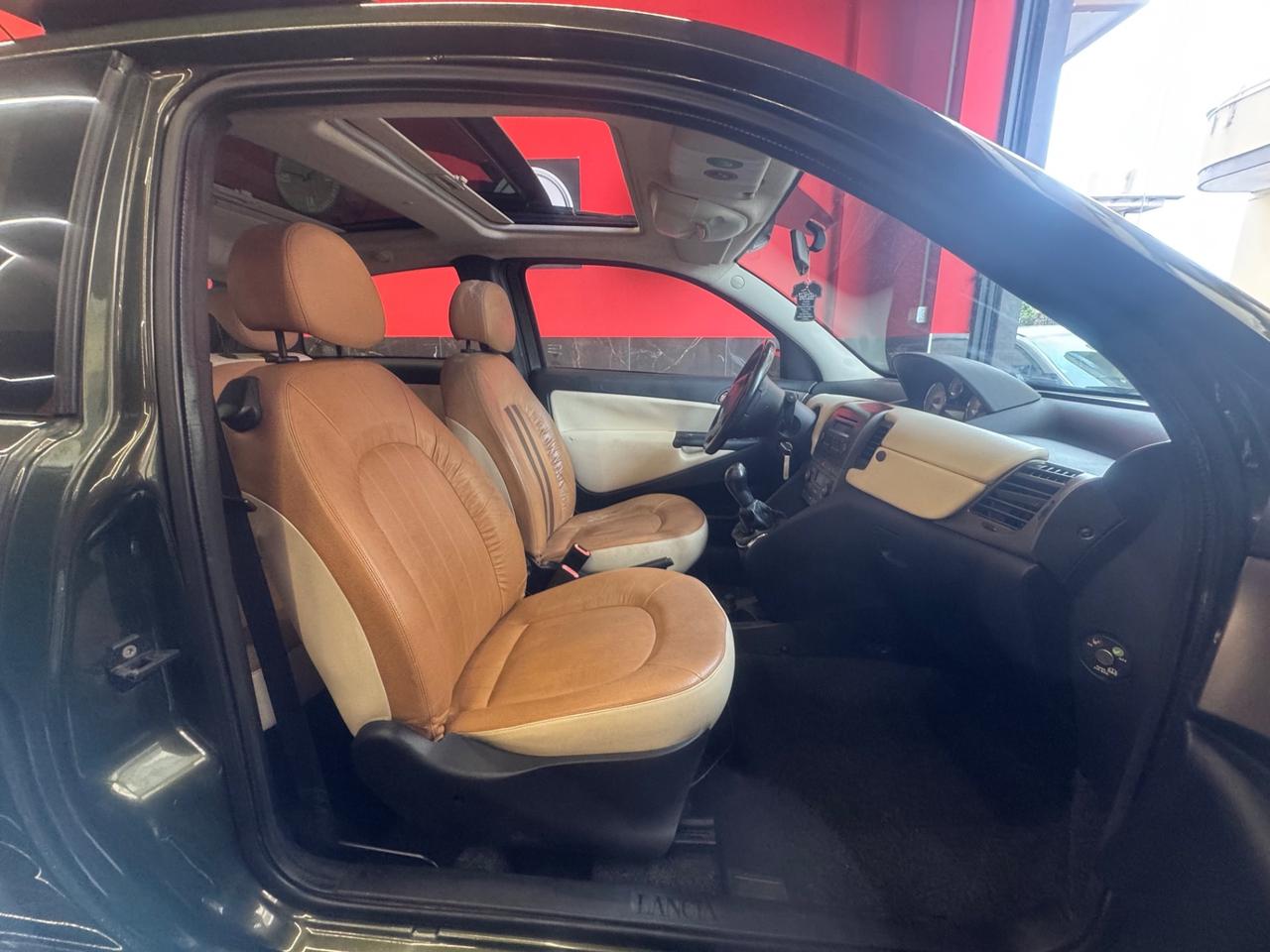 Lancia Ypsilon 1.3 Multijet 16V Platino