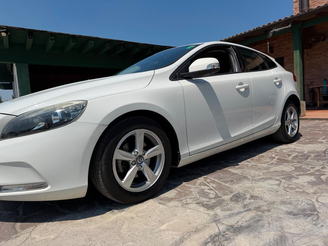 Volvo V40 D2 1.6 Summum neopatentati
