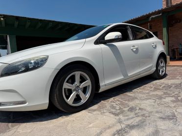 Volvo V40 D2 1.6 Summum neopatentati