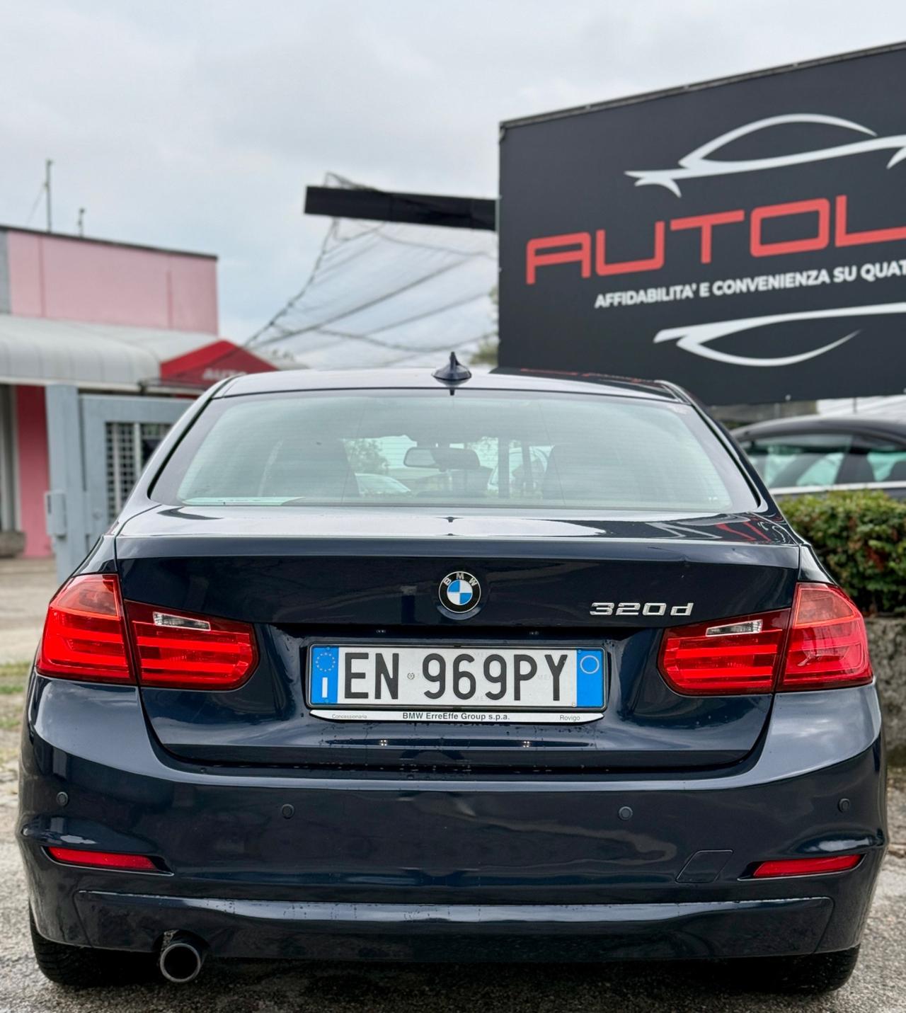 Bmw 320d 184CV 2013 F30 BERLINA CAMBIO MANUALE