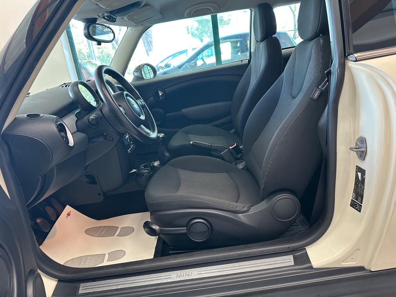 Mini Cooper 1.6 75Cv