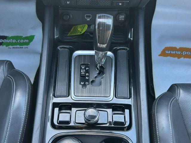 SSANGYONG REXTON FULL OPTIONAL 2.2 4WD Icon aut.