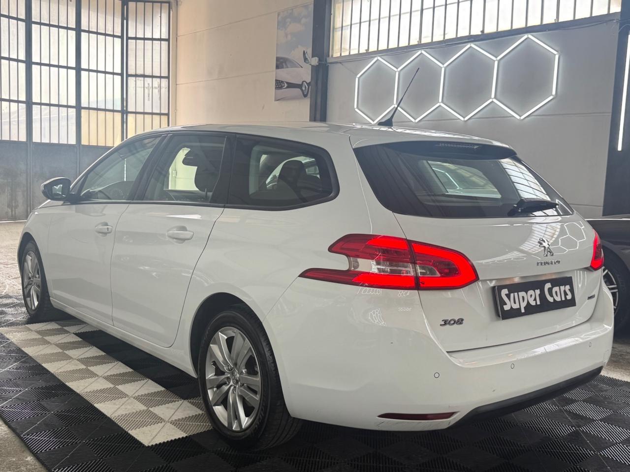 Peugeot 308 BlueHDi 120 S&S SW Business