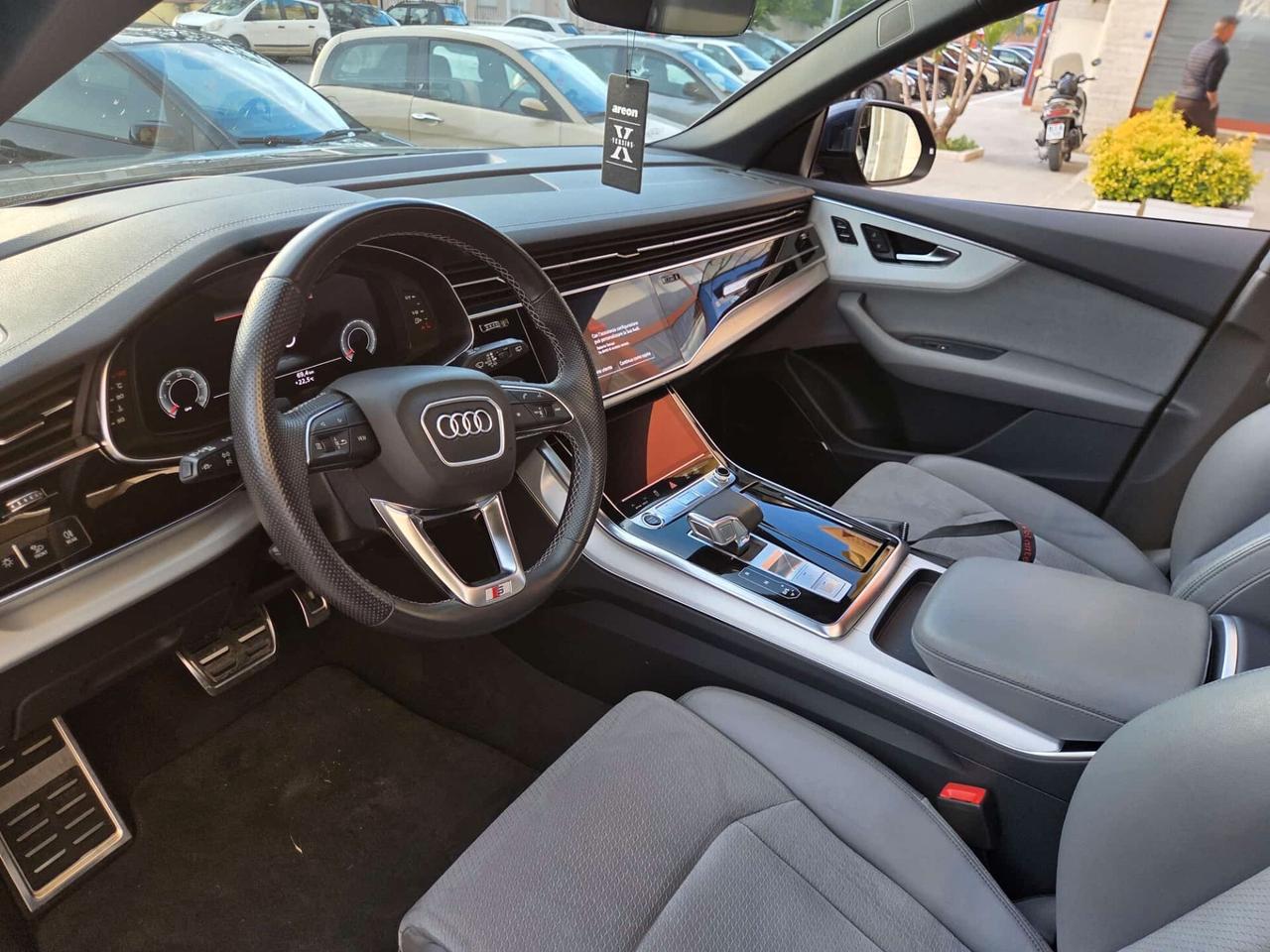 Audi Q8 50 TDI 286 CV quattro tiptronic Sport