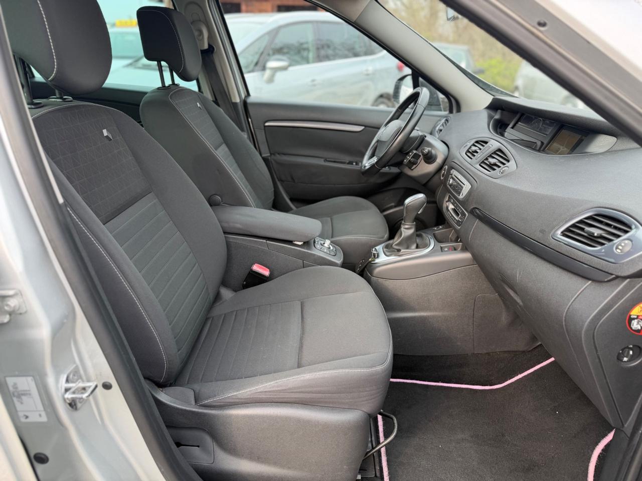 Renault Scenic XMod (CAMBIO AUTOMATICO)