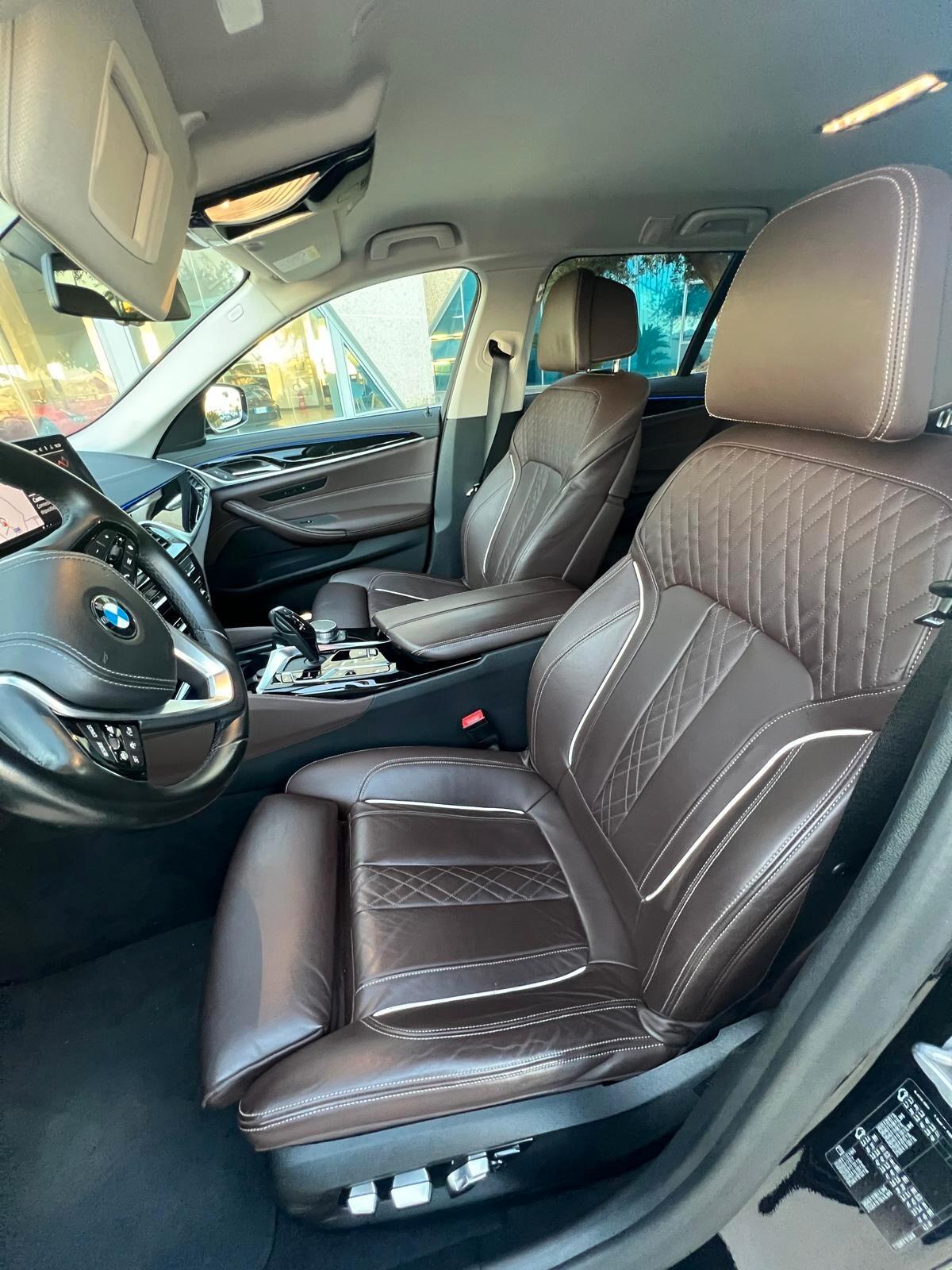 Bmw 530d 48V Touring Luxury possibilità noleggio no scoring