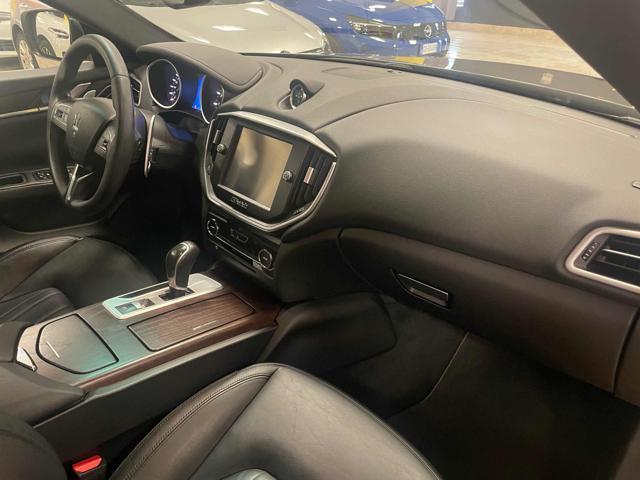 MASERATI Ghibli V6