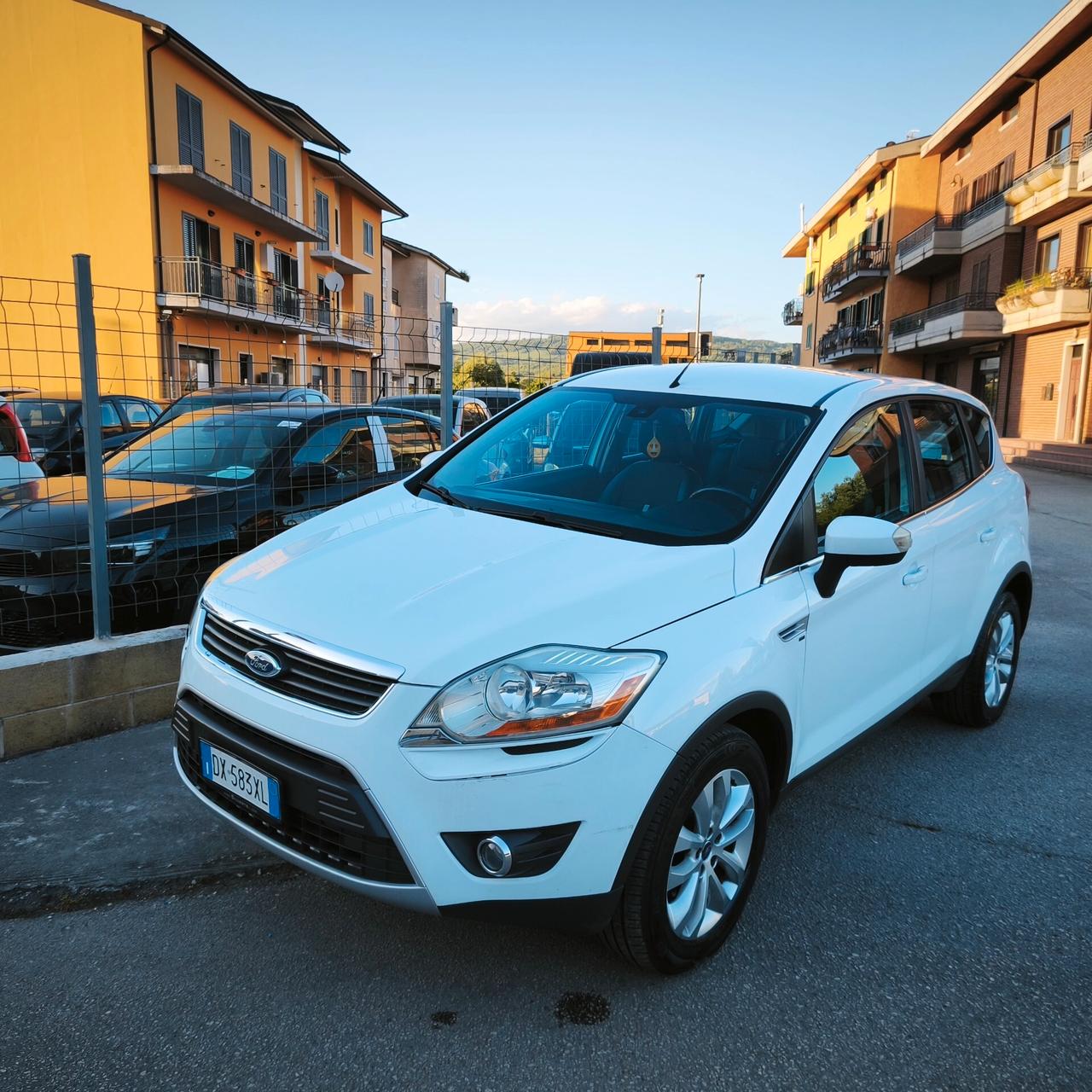 Ford Kuga Kuga+ 2.0 TDCi 136 CV 4WD DPF