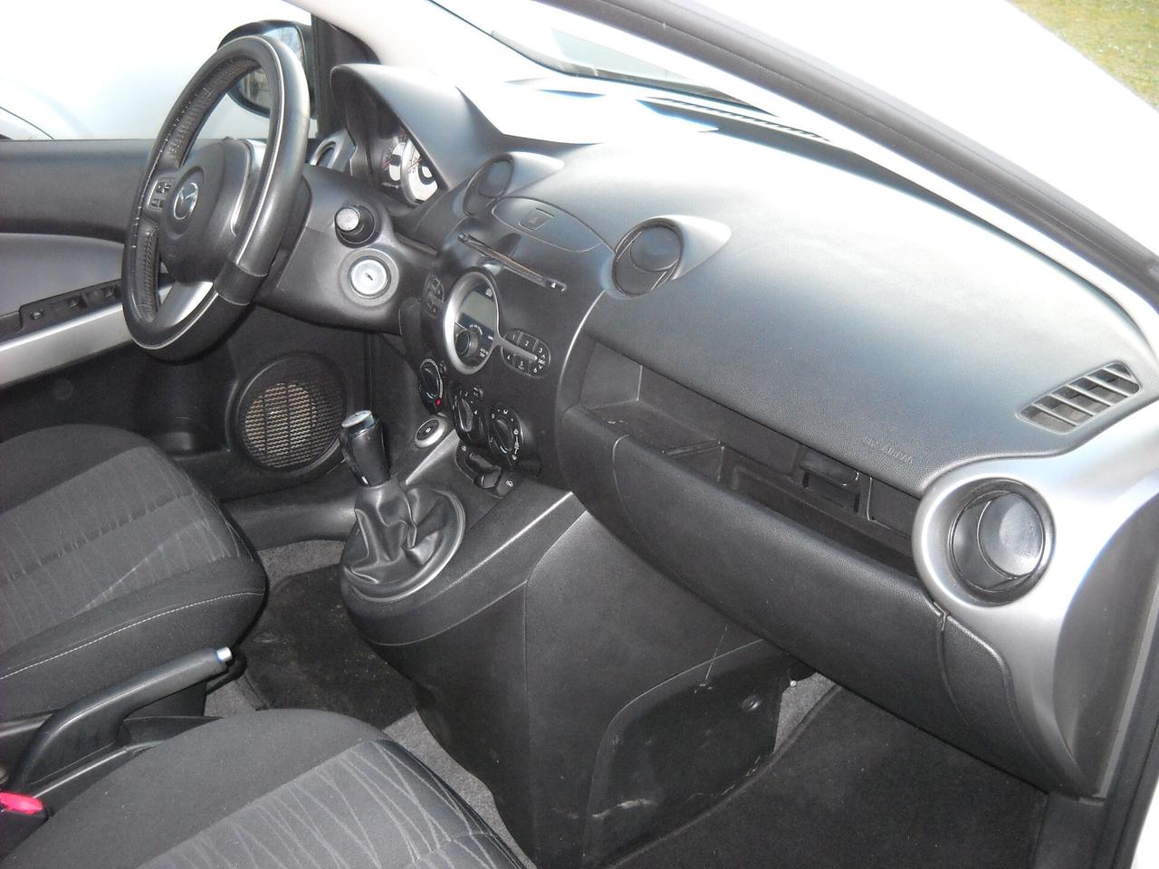 Mazda 2 Mazda2 1.3 16V 75CV 5p. Play GPL