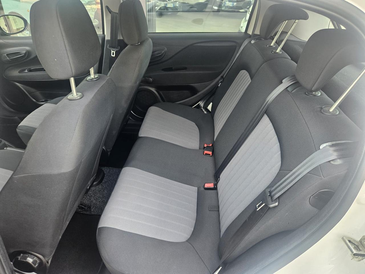 Hyundai i10 1.0 MPI Style ** 44200 KM **