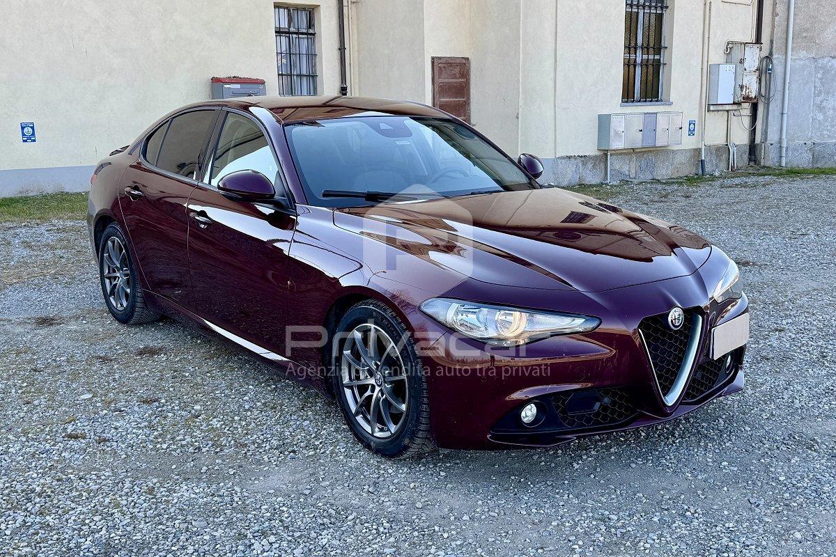 ALFA ROMEO Giulia 2.2 Turbodiesel 136 CV AT8 Business