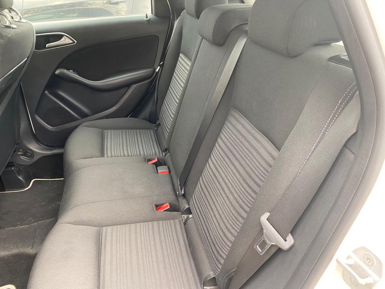 Mercedes-benz B 180 CDI BlueEFFICIENCY Executive