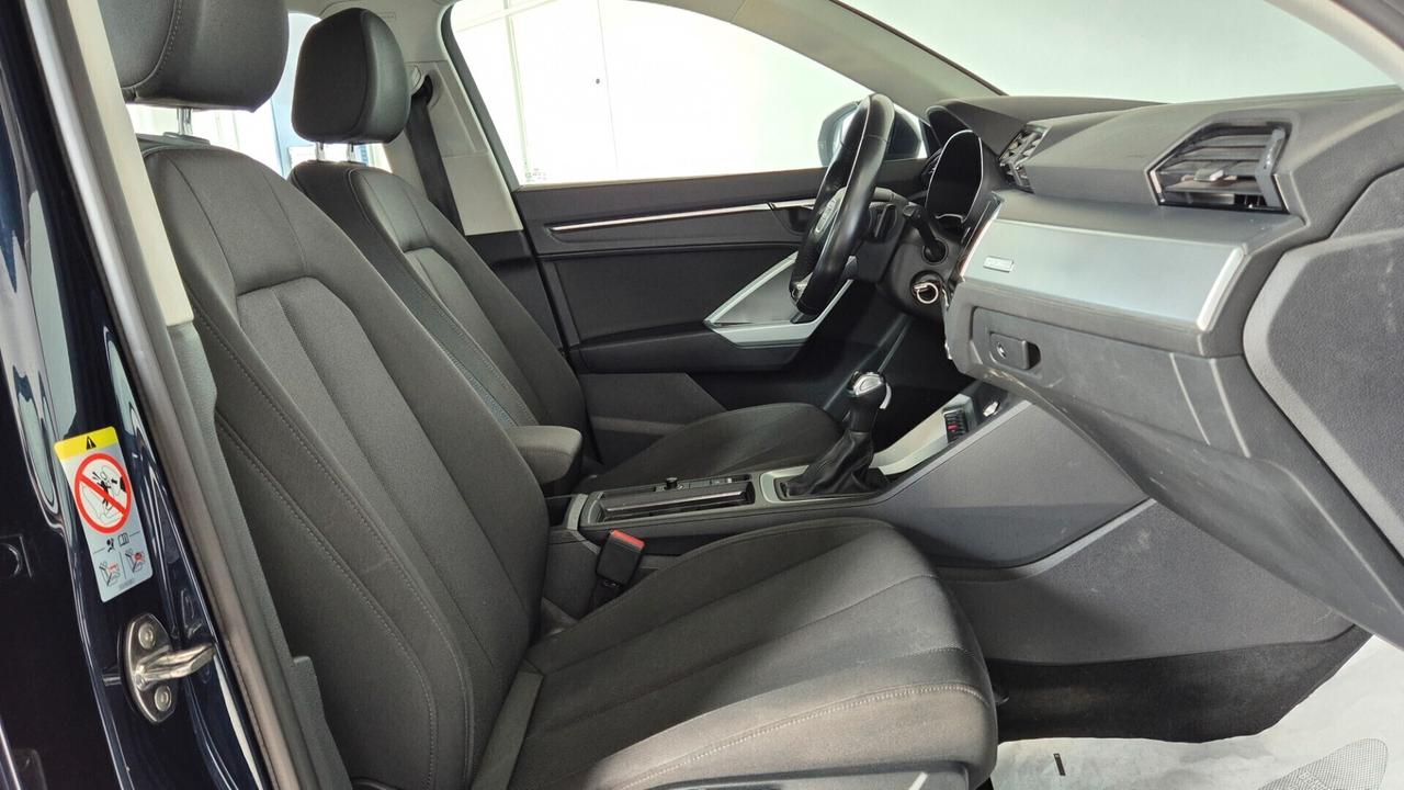 Audi Q3 40 TDI quattro S tronic Business Advanced