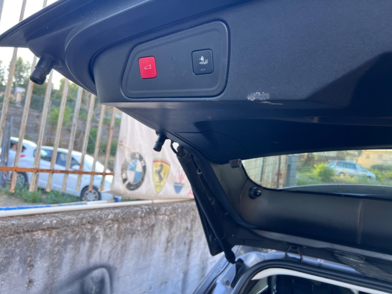 Peugeot 3008 BlueHDi 130 S&S EAT8 Allure
