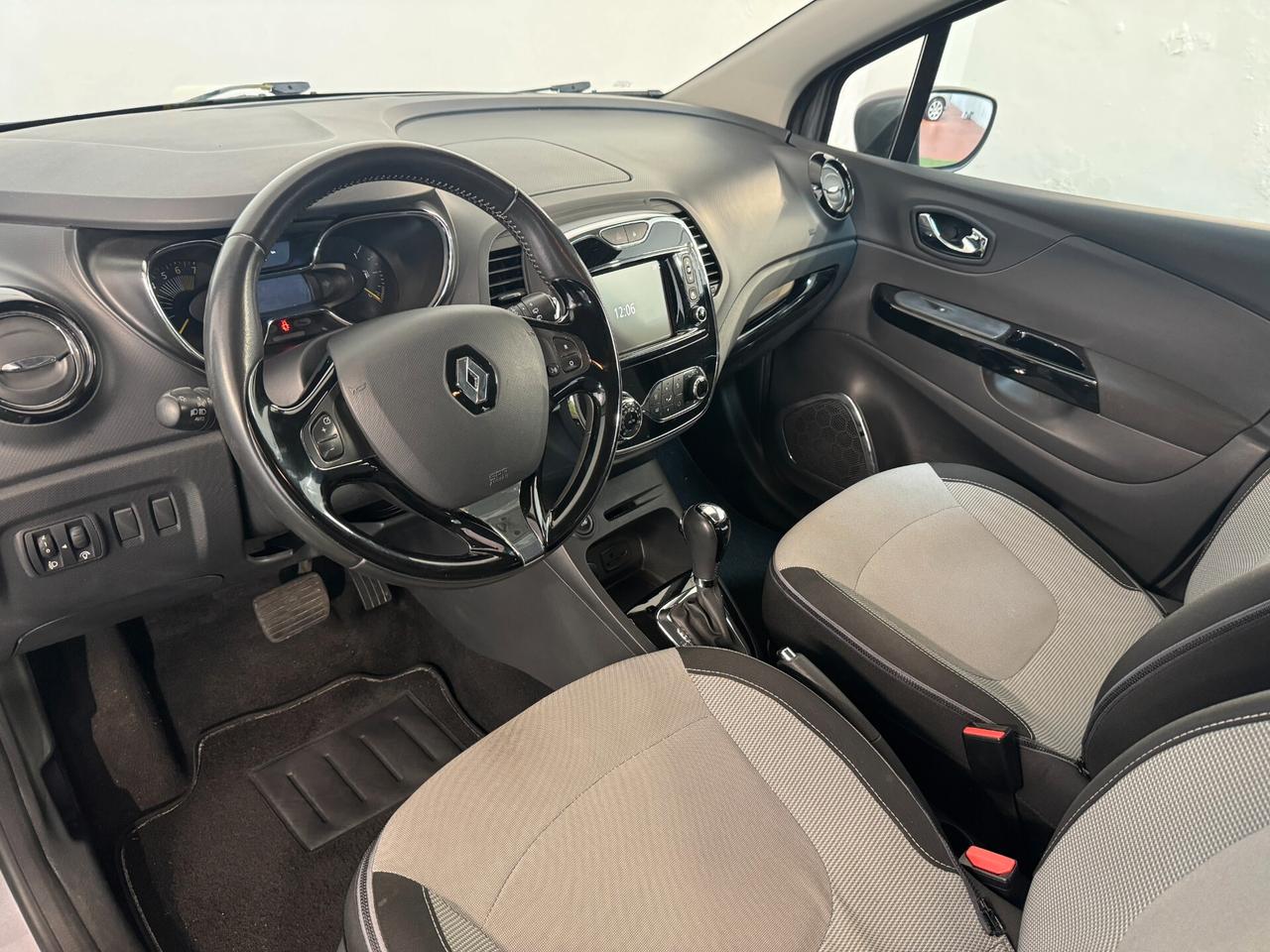 Renault Captur 1.2 120 CV Energy R-Link AUTOMATICA