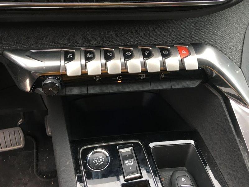 Peugeot 3008 BlueHDi 130 EAT8 Allure Pack PROMOZIONE