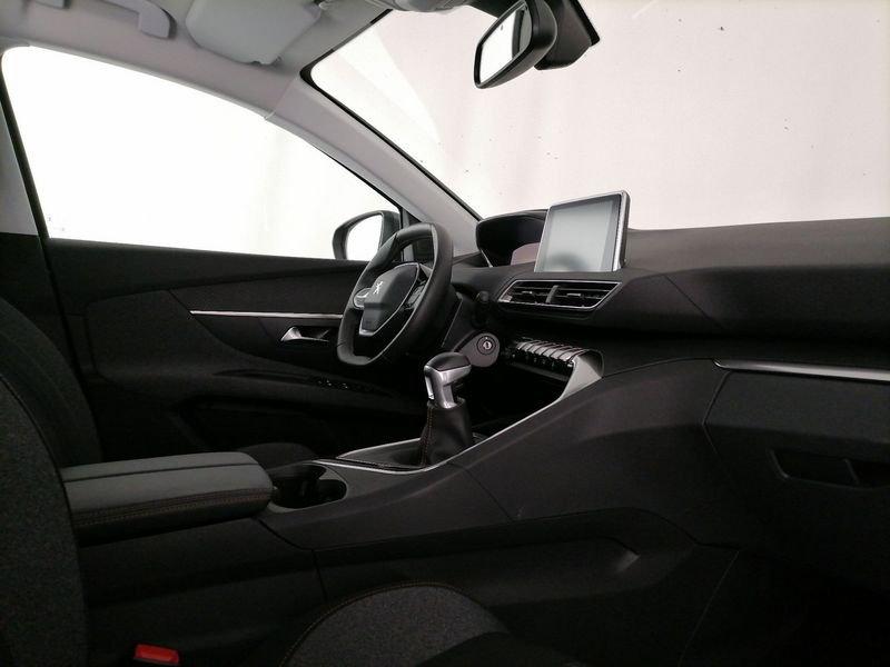 Peugeot 3008 1.2 puretech t Active s&s 130cv my18