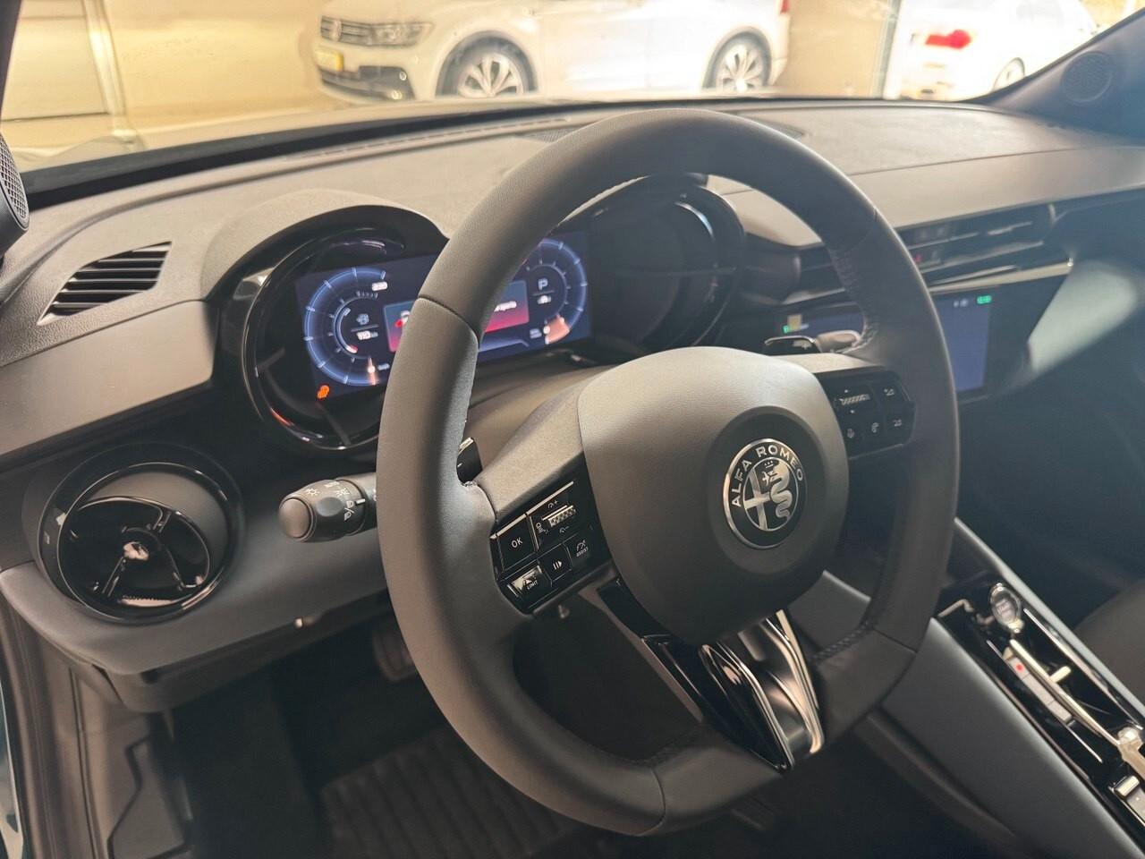 Alfa Romeo Junior 1.2 145 CV Hybrid eDCT6 Intensa