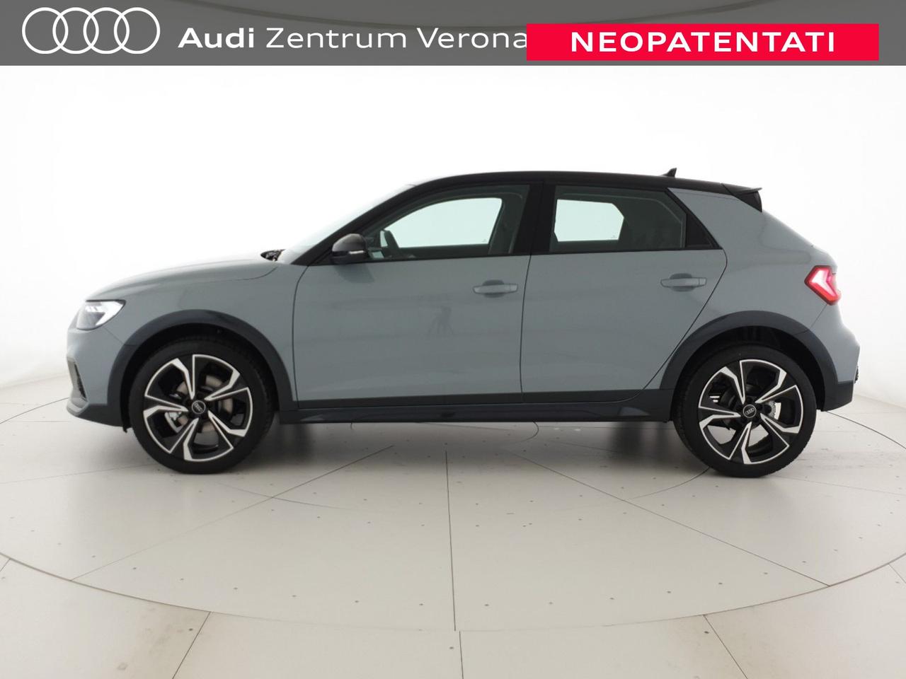 Allstreet 30TFSI 116CV S tronic Identity Contrast