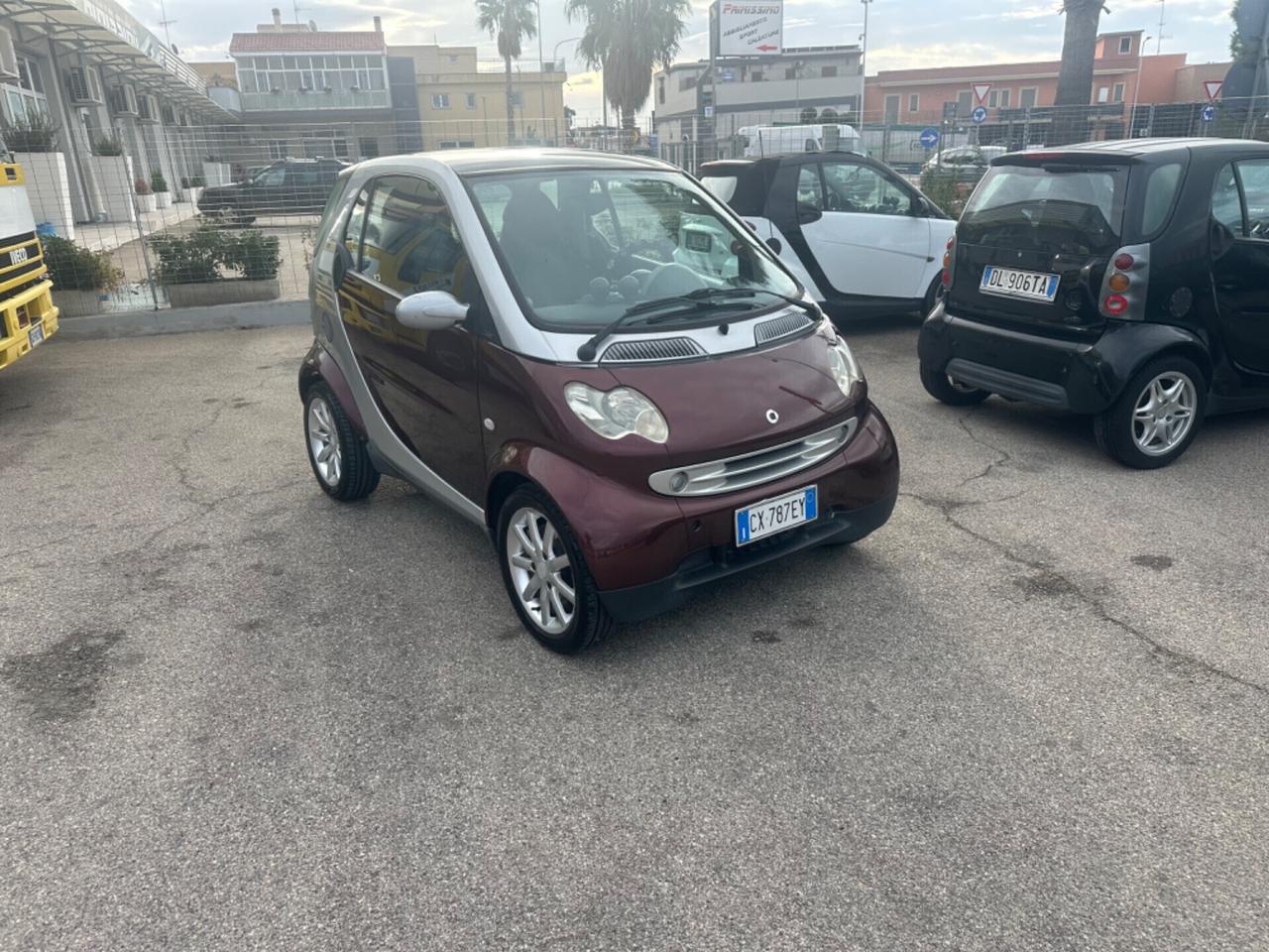 Smart ForTwo 700 coupé pure (45 kW)