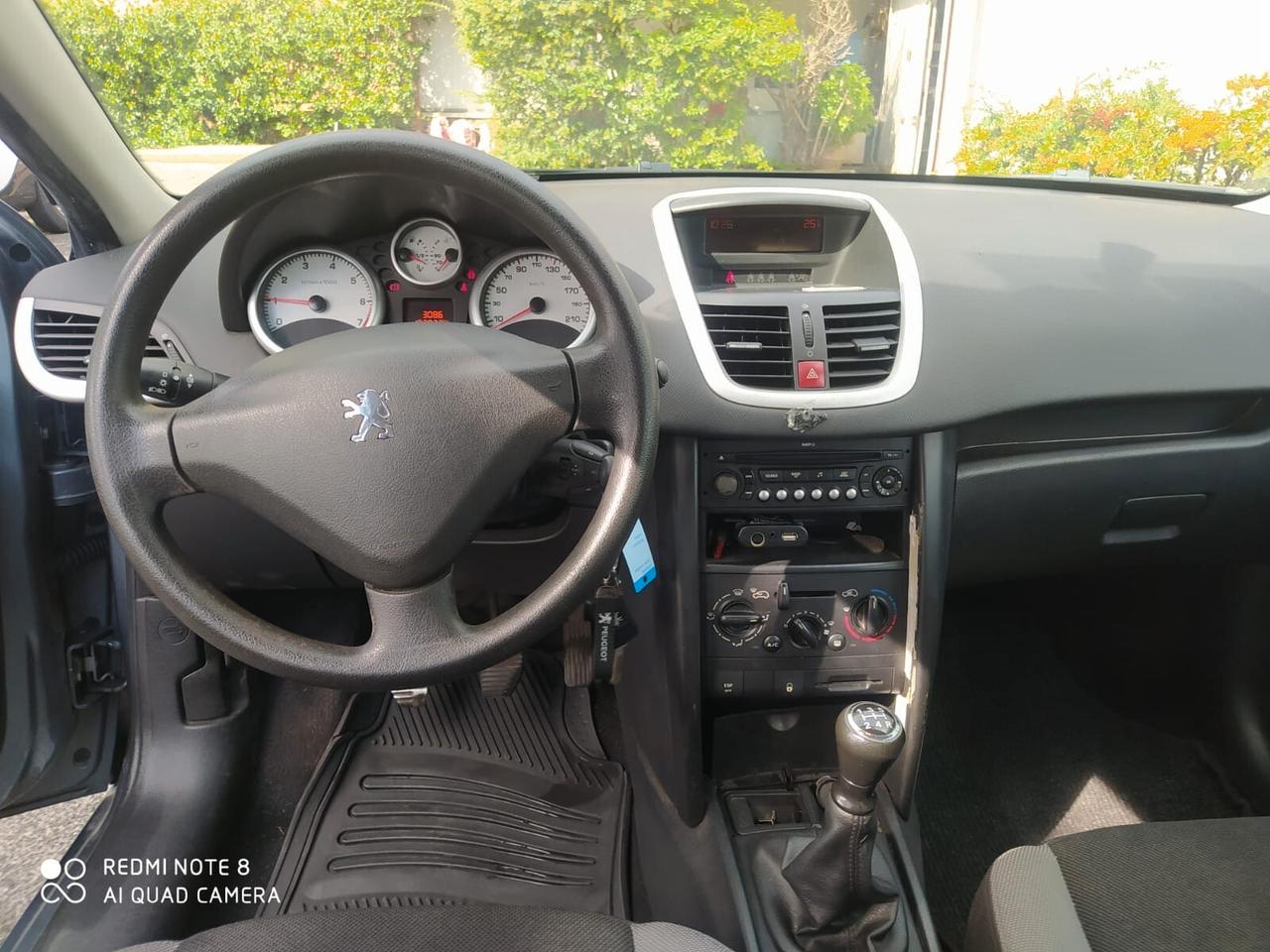Peugeot 207 1.4 8V 75CV 5p. X Line ECO GPL