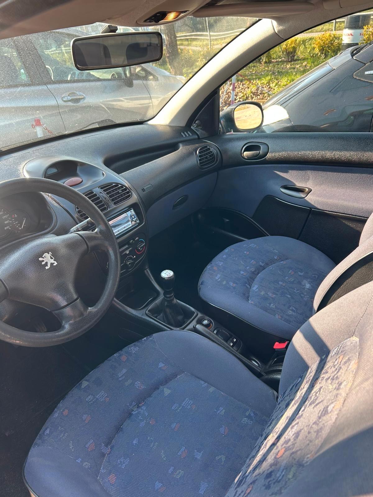 Peugeot 206 1.1 3p. XT OK Neo patentati