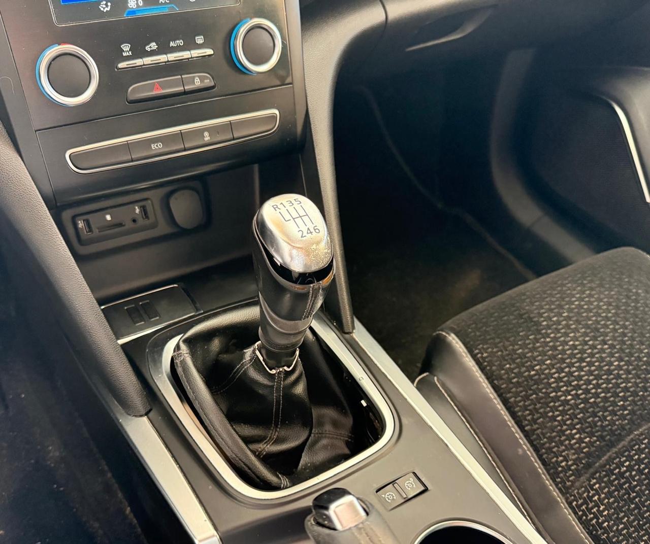 Renault Megane 1.5d solo per rivenditori 2017