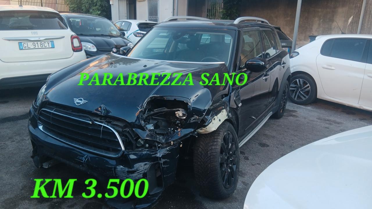 Mini Cooper Countryman incidentata sinistrata mondialcars km 3500
