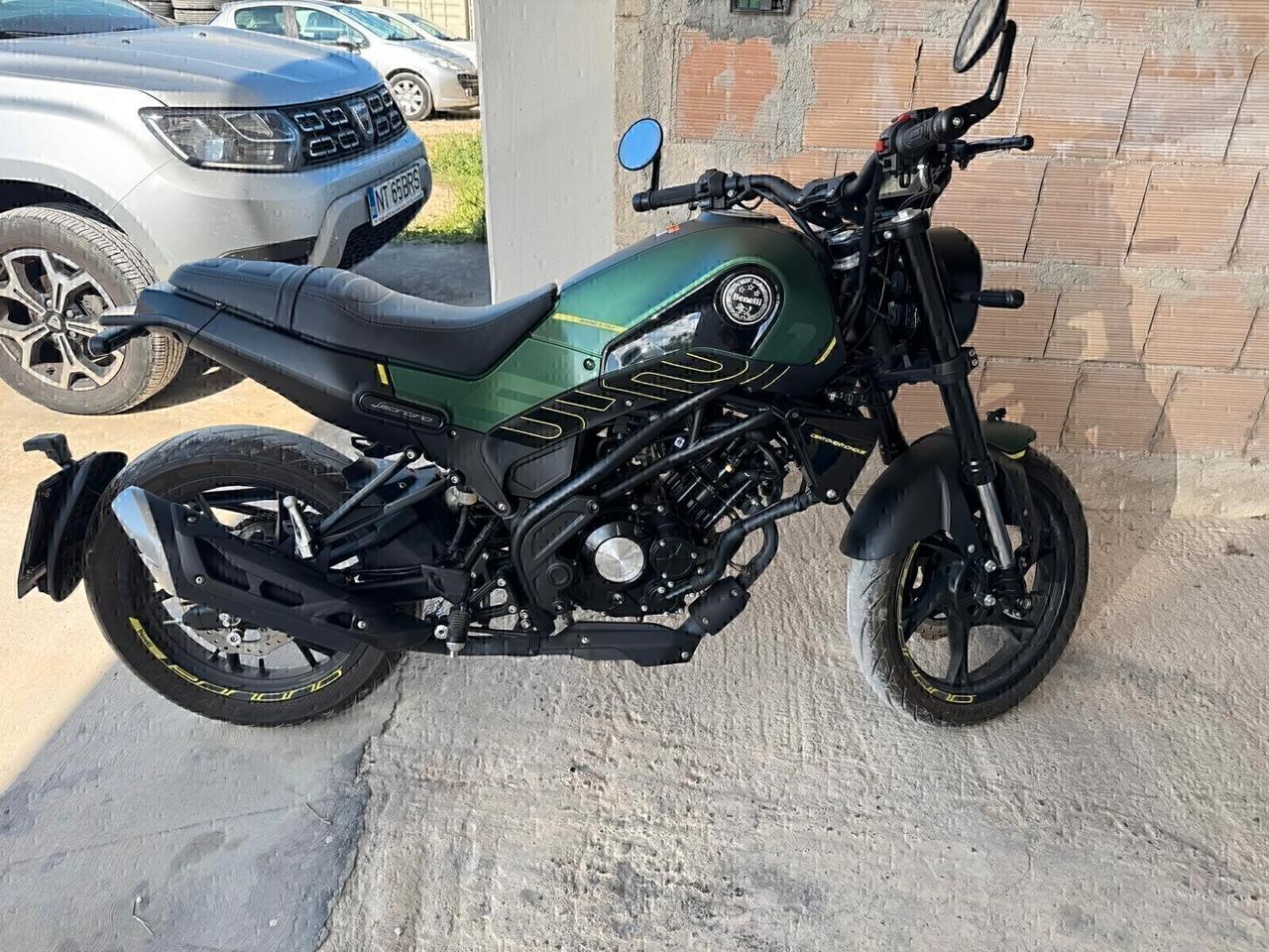 Benelli Leoncino 125